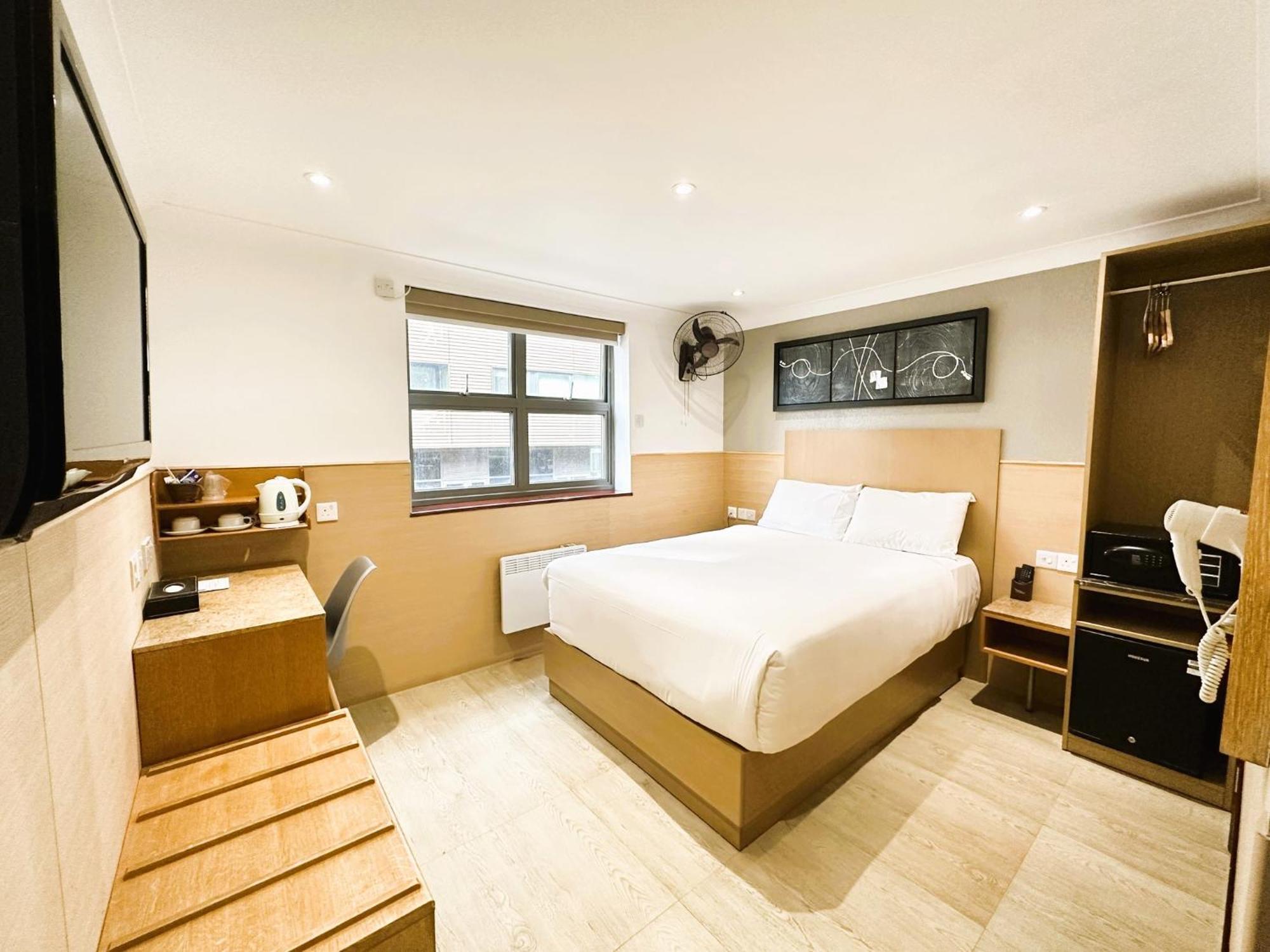 Eurotraveller Hotel- Express London Exterior photo