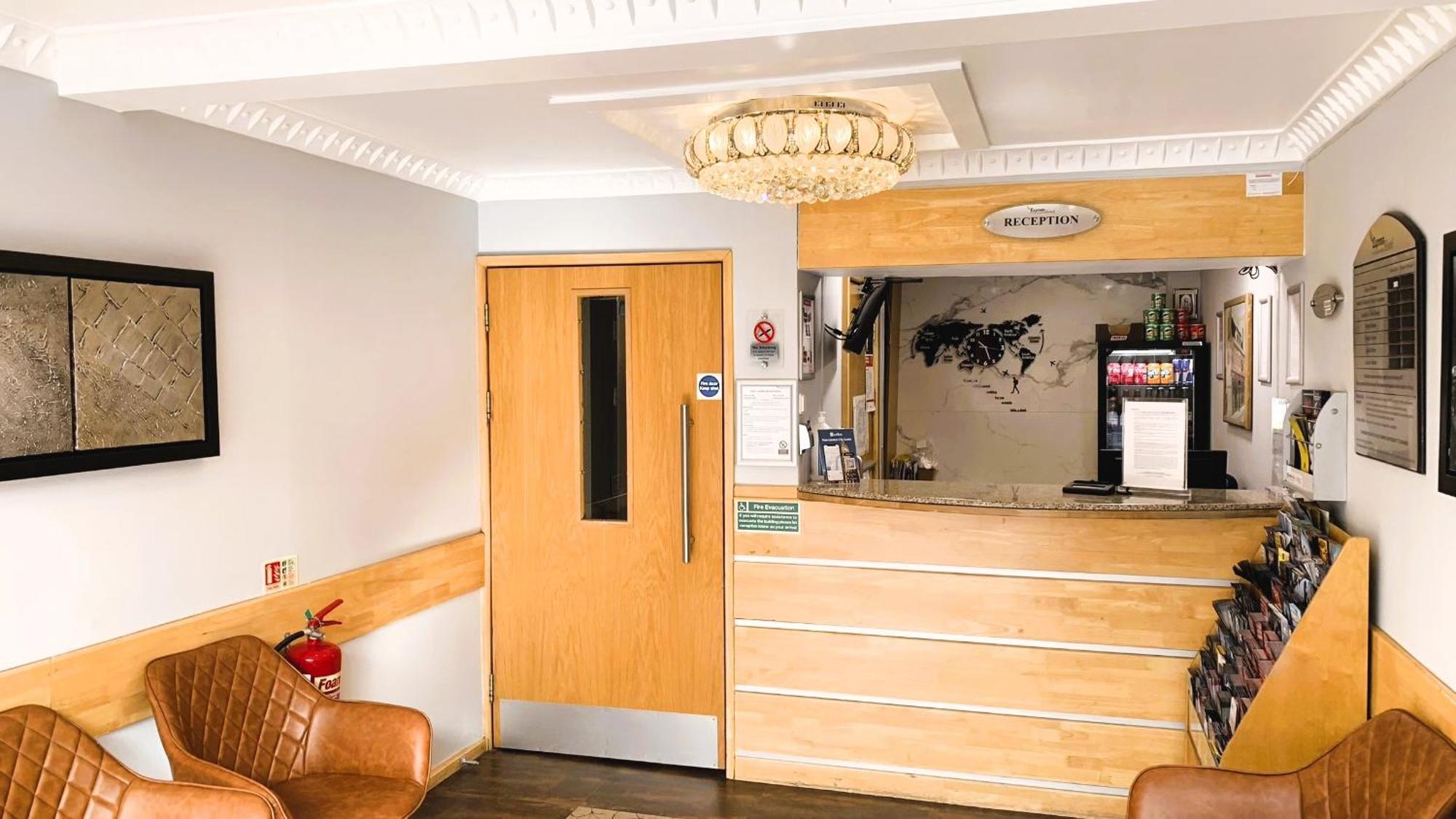 Eurotraveller Hotel- Express London Exterior photo