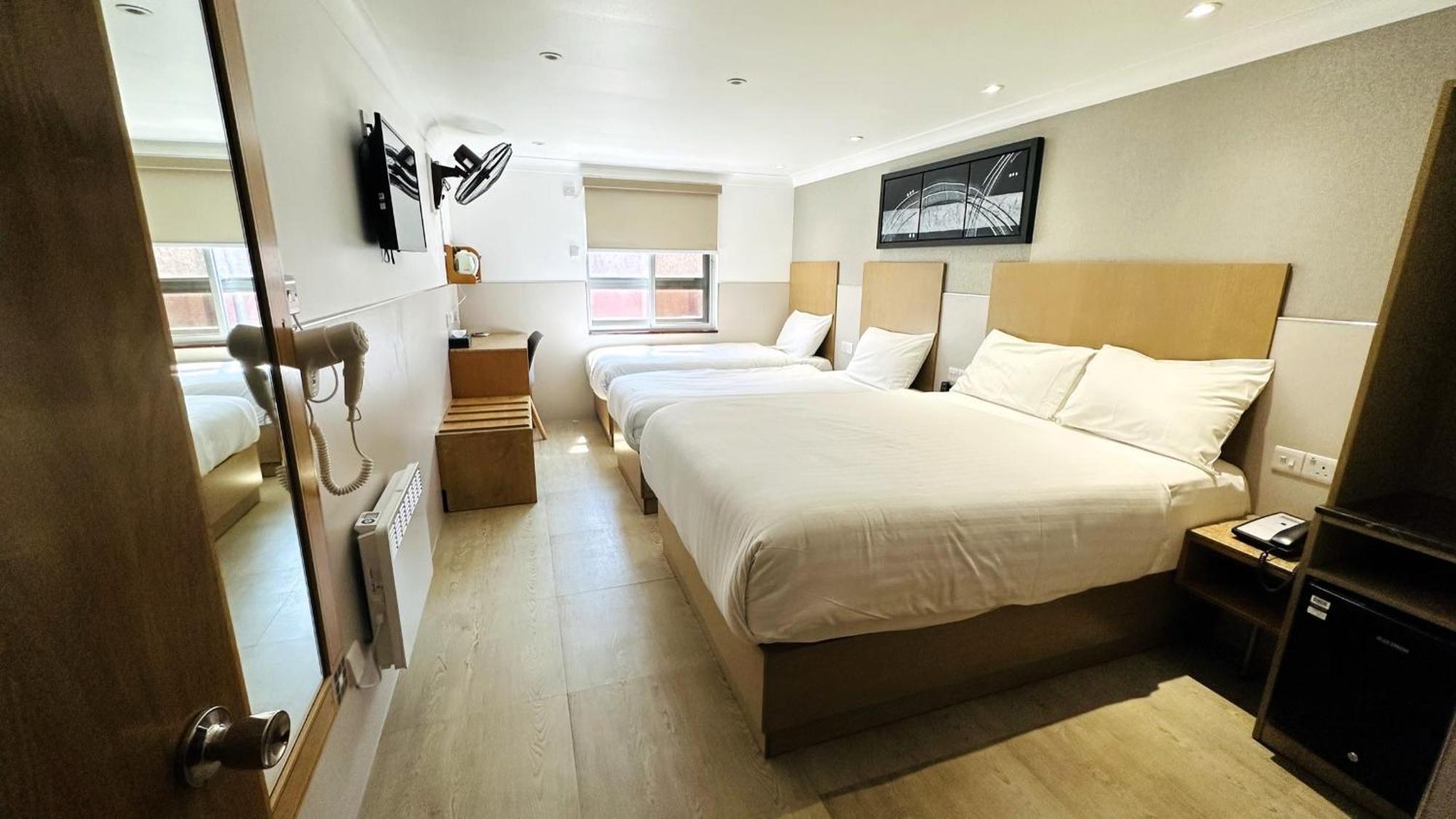 Eurotraveller Hotel- Express London Exterior photo
